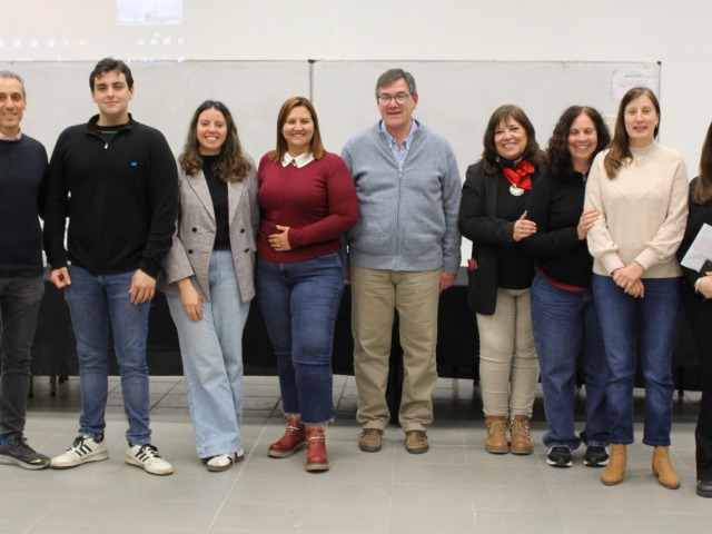 Se present el equipo de gestin de la Facultad de Ciencias de la Salud